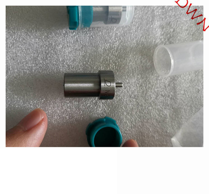 DENSO  diesel fuel injector  NOZZLE ASSY  093400-0010  = DN-DN4SD24